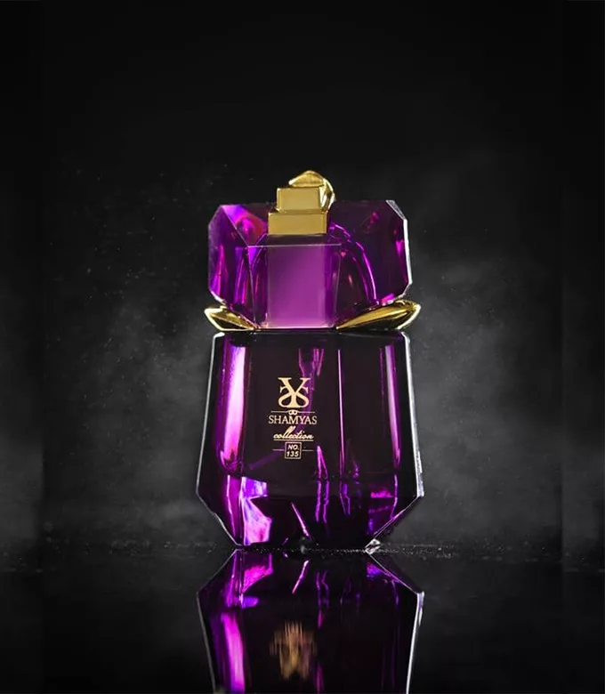 عطر مینیاتوری ادوپرفیوم رایحه الین موگلر طبع شیرین و گرم چوبی برند شمیاس 25 میل