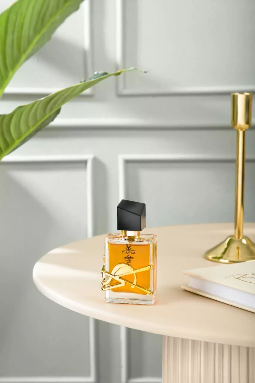 عطر مینیاتوری ادوپرفیوم رایحه ایو سن لورن لیبر اینتس طبع شیرین و گرم گلی برند شمیاس 30 میل